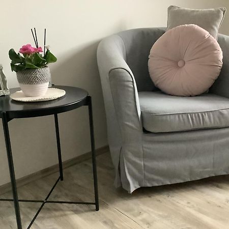 Ezuest Boroka Apartman Eger Exteriör bild