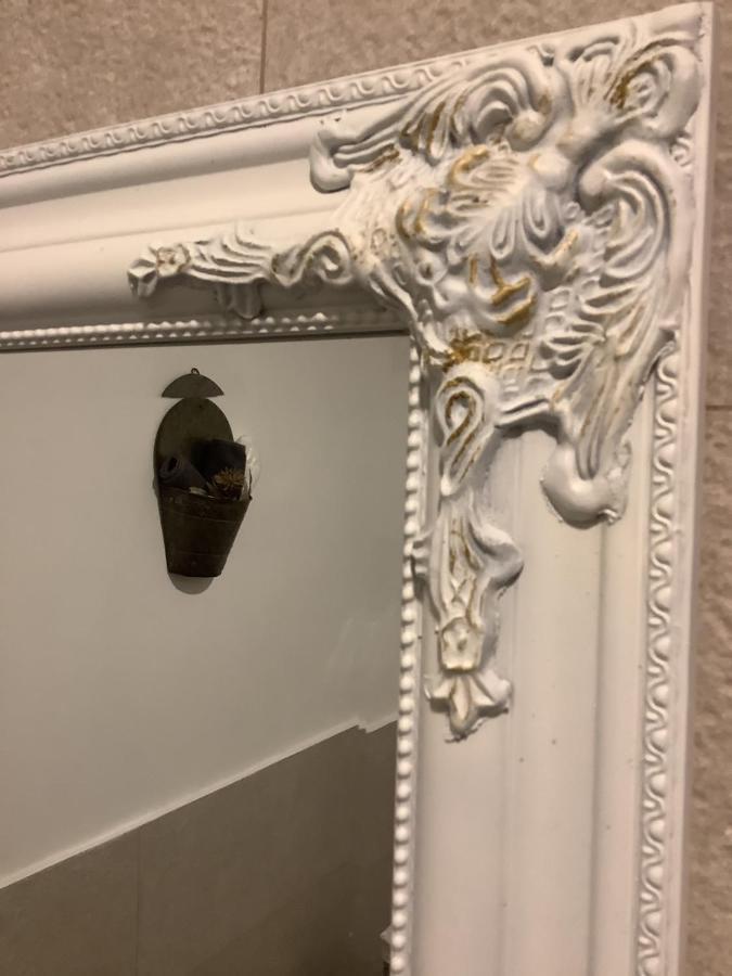 Ezuest Boroka Apartman Eger Exteriör bild