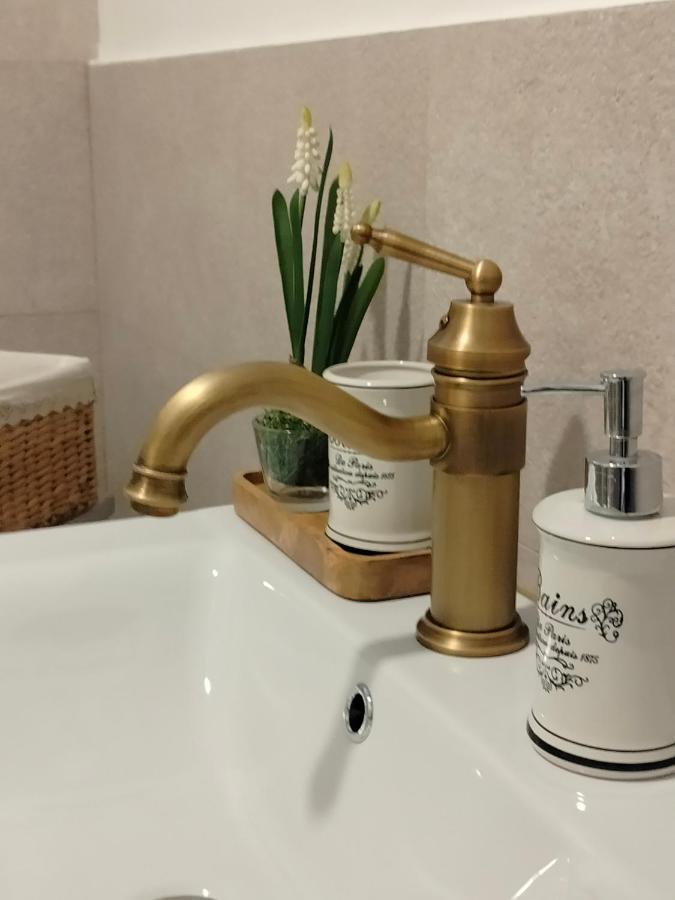 Ezuest Boroka Apartman Eger Exteriör bild