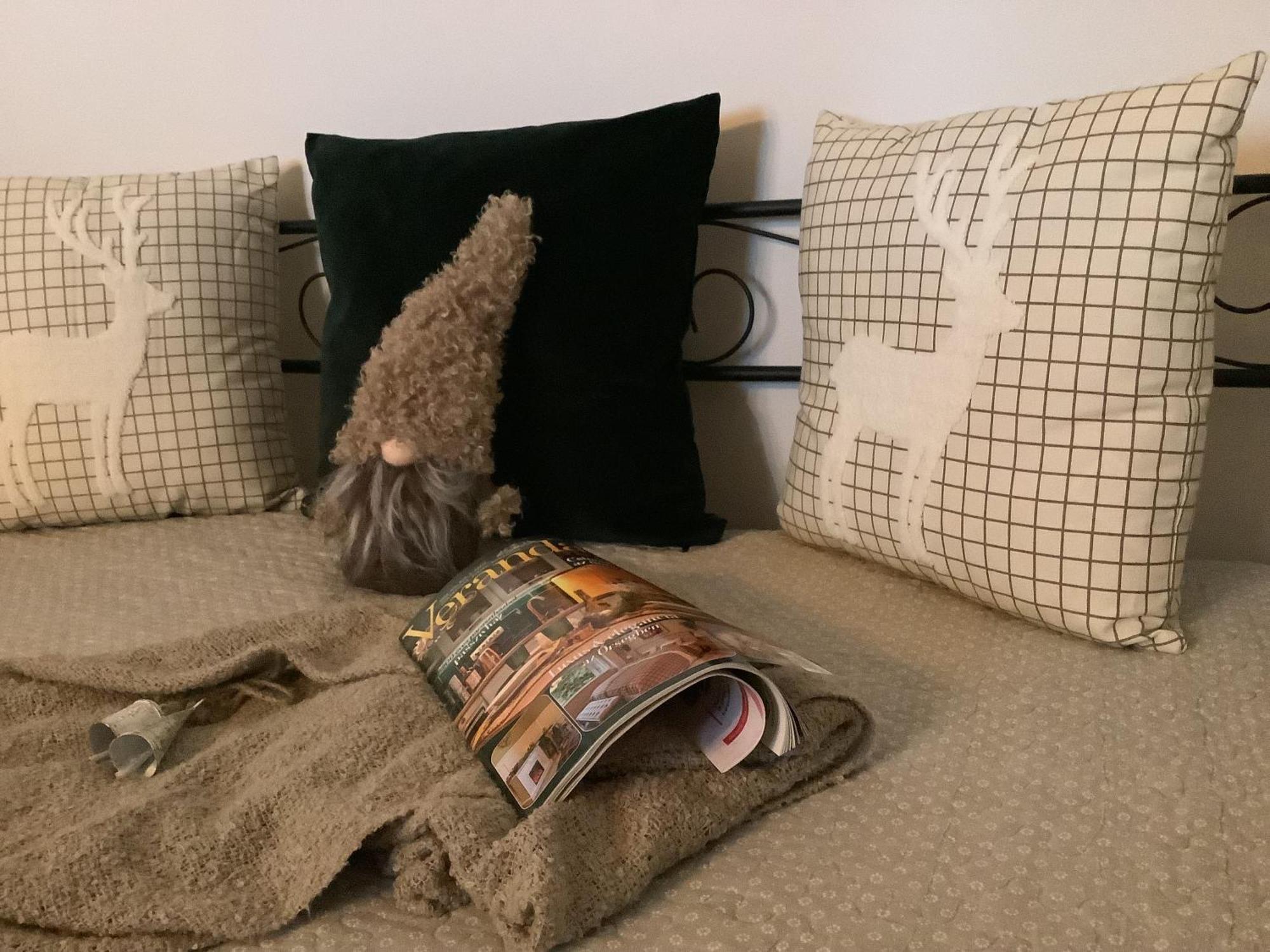 Ezuest Boroka Apartman Eger Exteriör bild